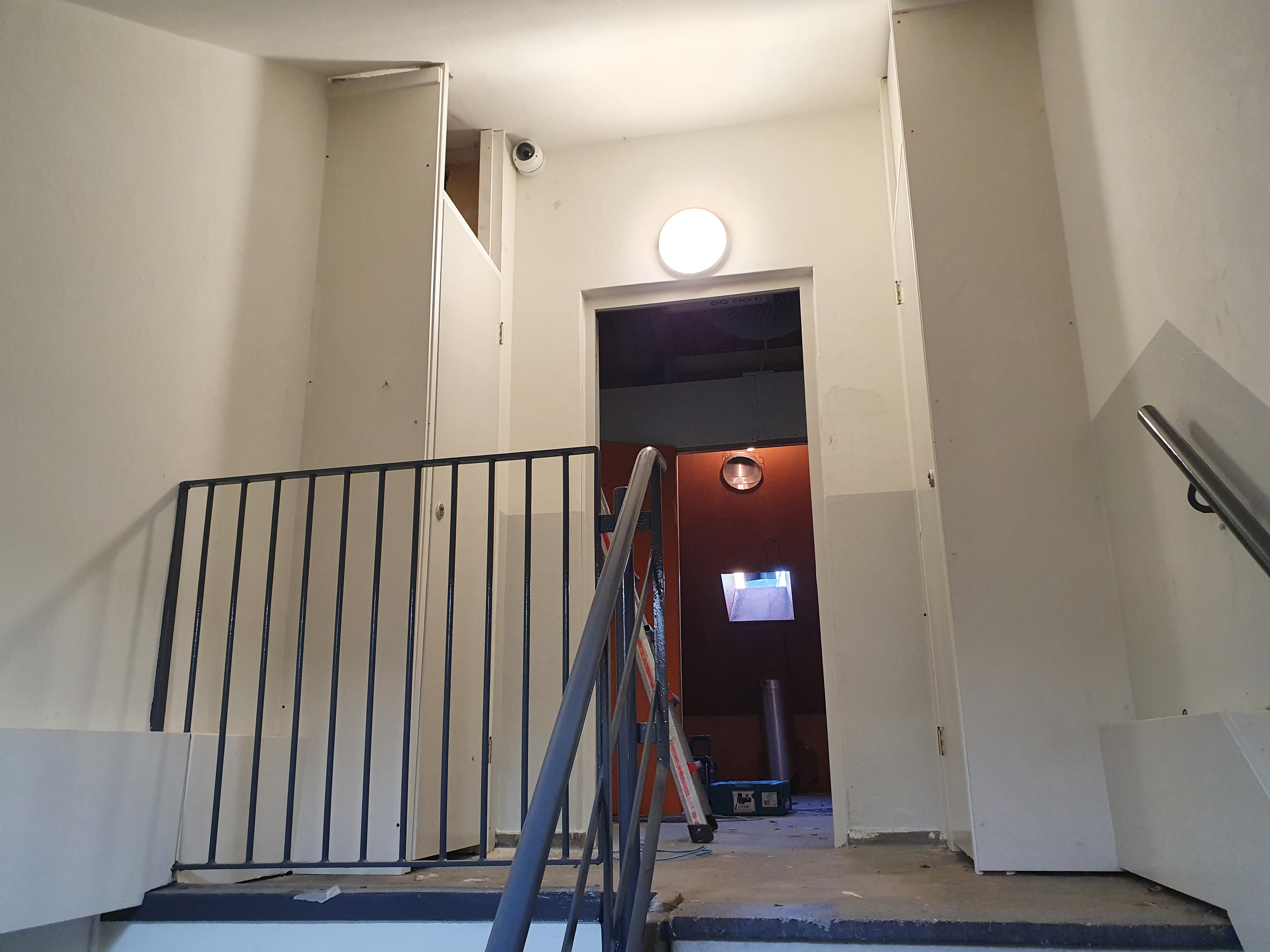 VediBox camera in trappenhuis