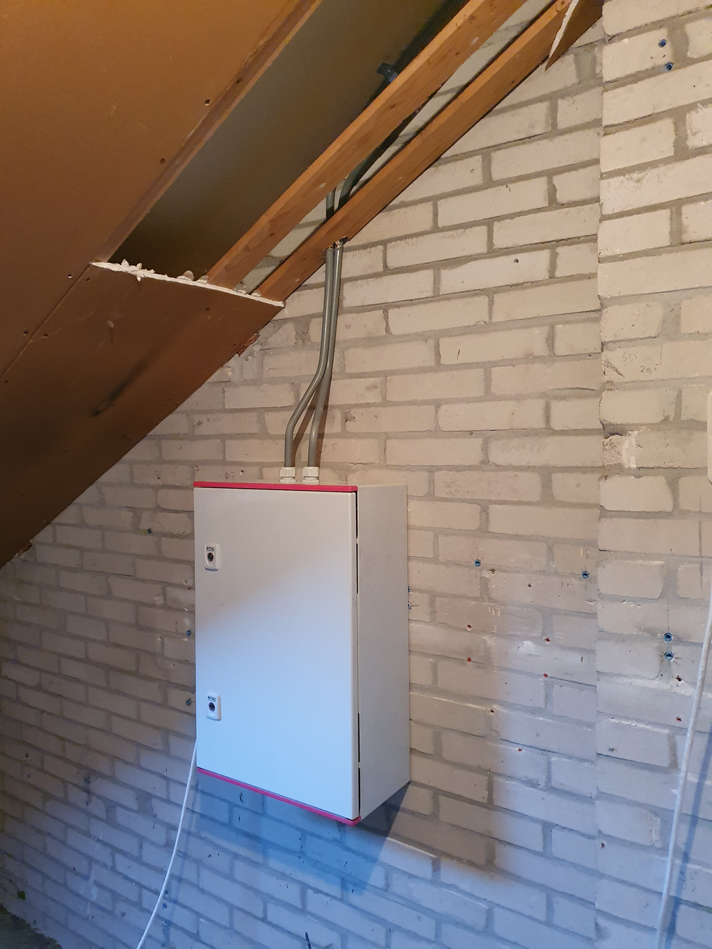 VediBox kast in portiek